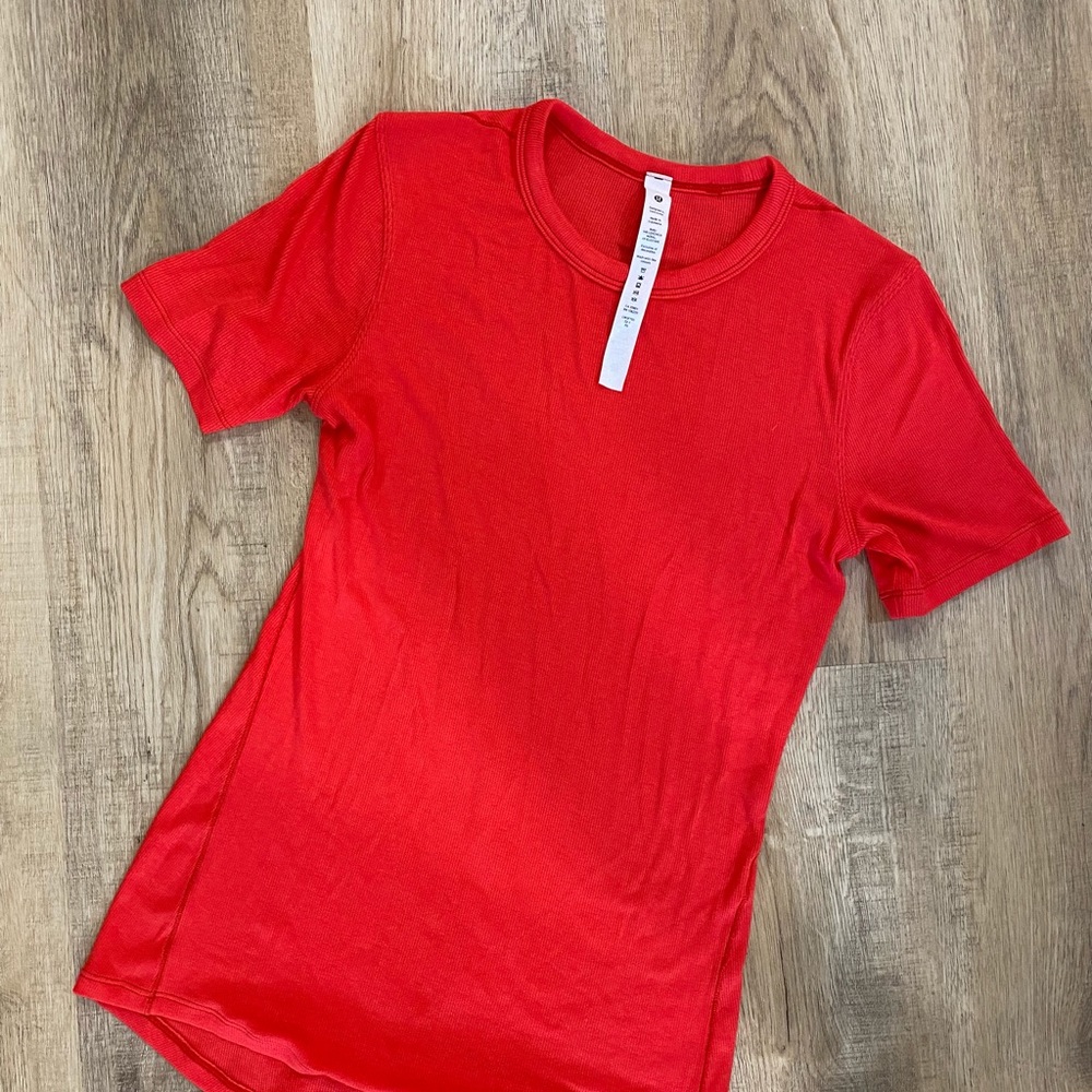 Lululemon Held tight tshirt